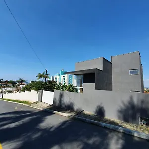 Casa de Férias Aconchegante Casa 8 Pessoas Litoral Barra Velha, Barra Velha (Santa Catarina)
